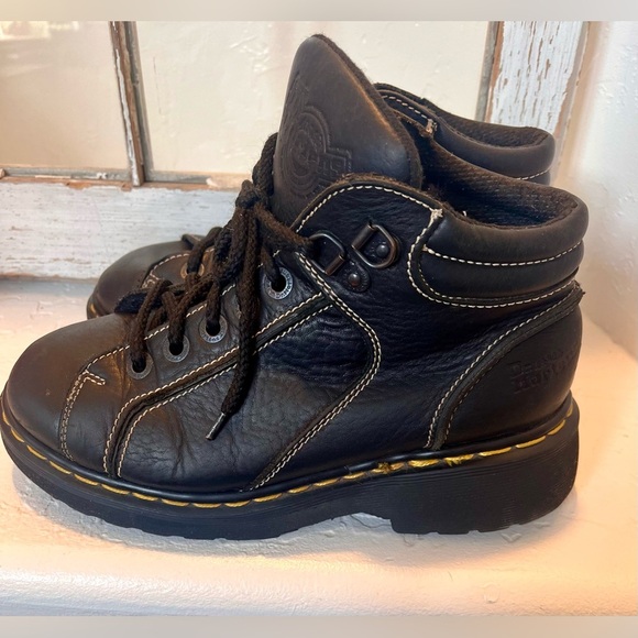 DR. MARTENS MEN'S 9352 BLACK GRUNGE COMBAT BOOTS - Picture 2 of 15